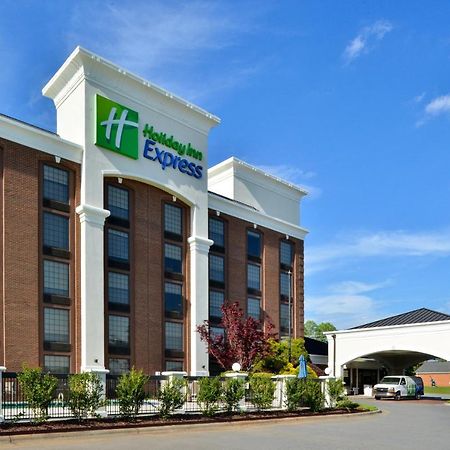 Holiday Inn Express Winston-Salem Medical Ctr Area Exteriör bild