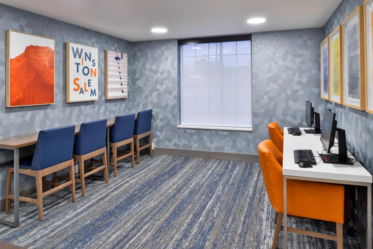 Holiday Inn Express Winston-Salem Medical Ctr Area Exteriör bild
