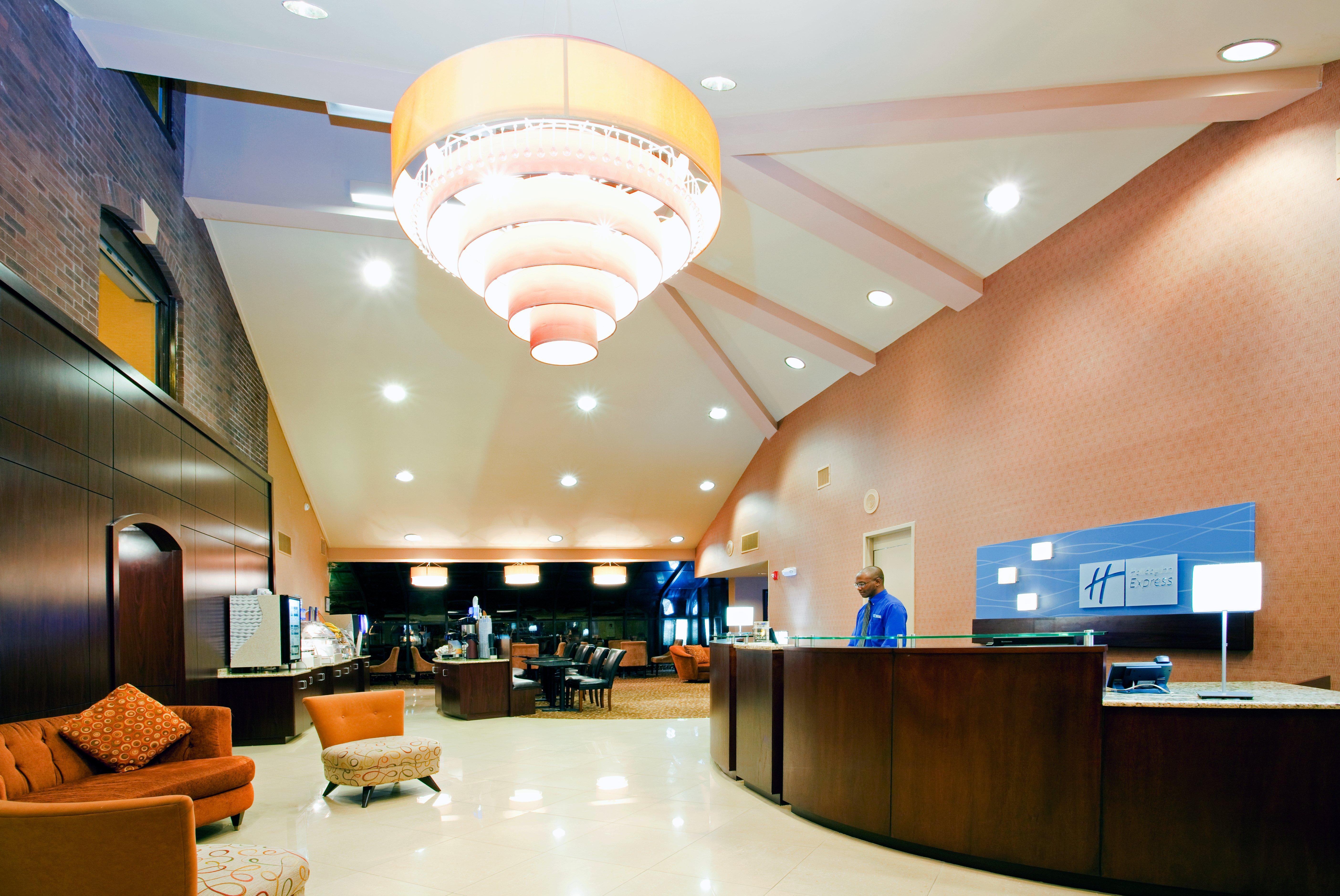 Holiday Inn Express Winston-Salem Medical Ctr Area Exteriör bild