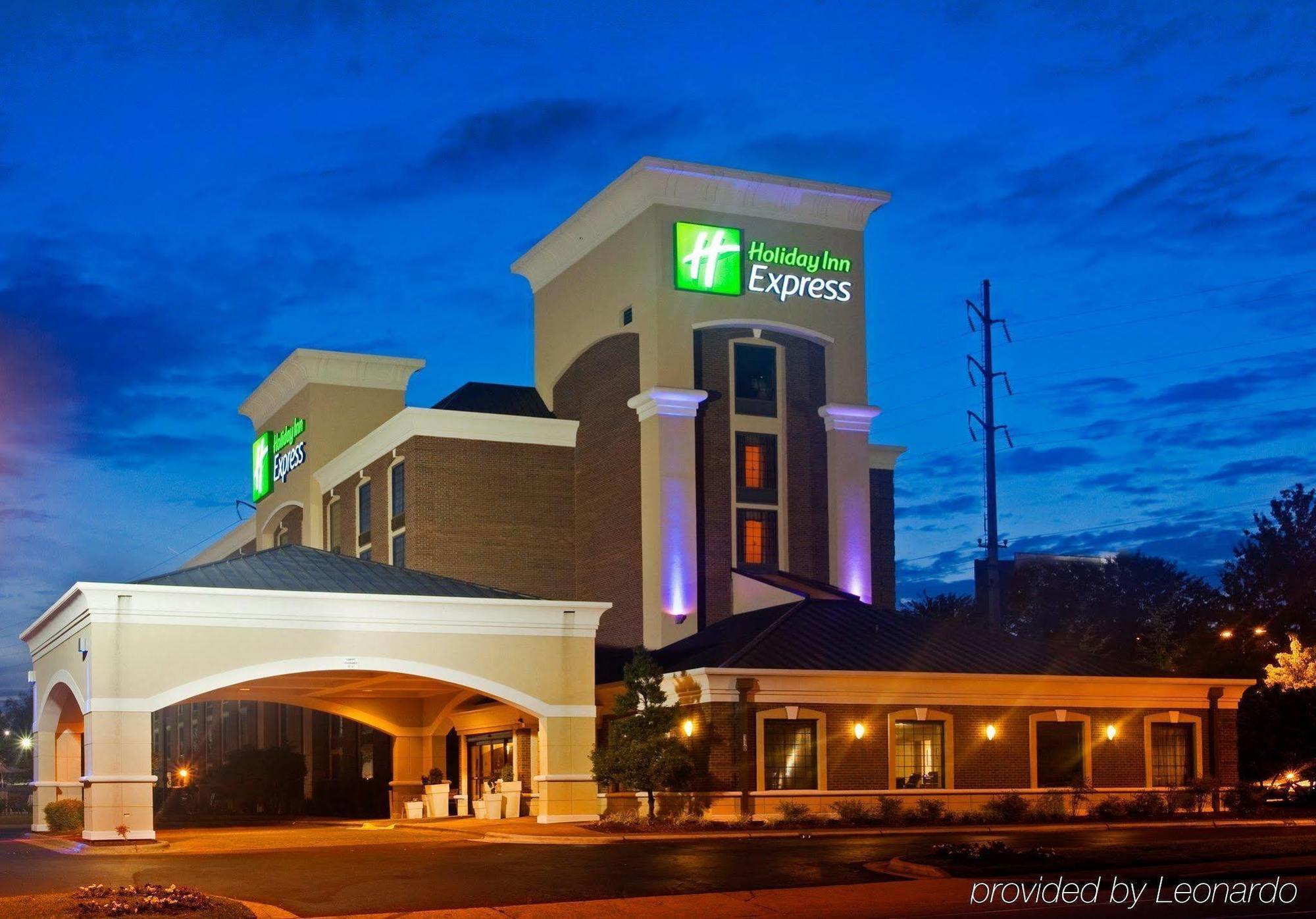 Holiday Inn Express Winston-Salem Medical Ctr Area Exteriör bild